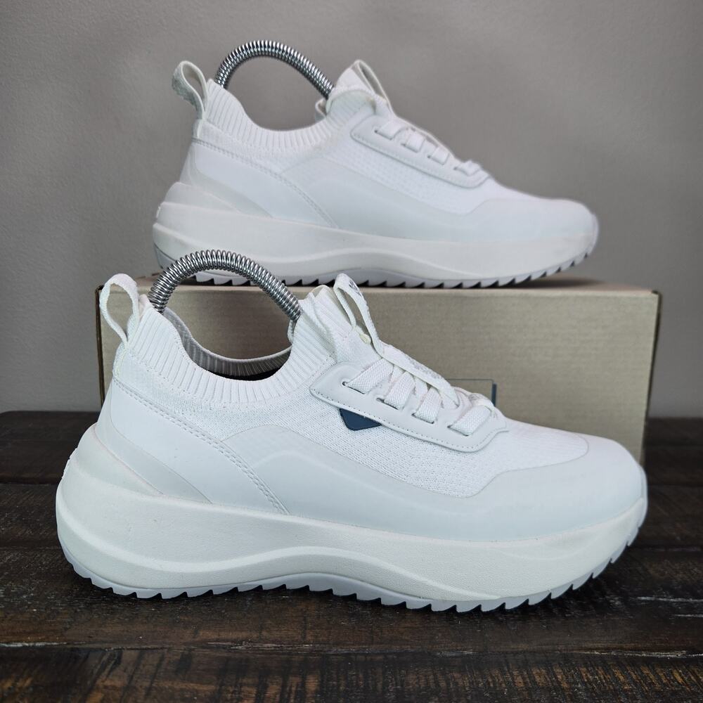 Vessi Stormburst Lowtop Womens Size 7 Waterproof Shoes Sneakers Hiking White